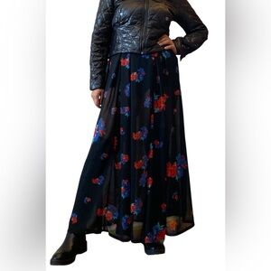 MINKPINK Black Floral A-Line Maxi Skirt SMALL fits MEDIUM EUC